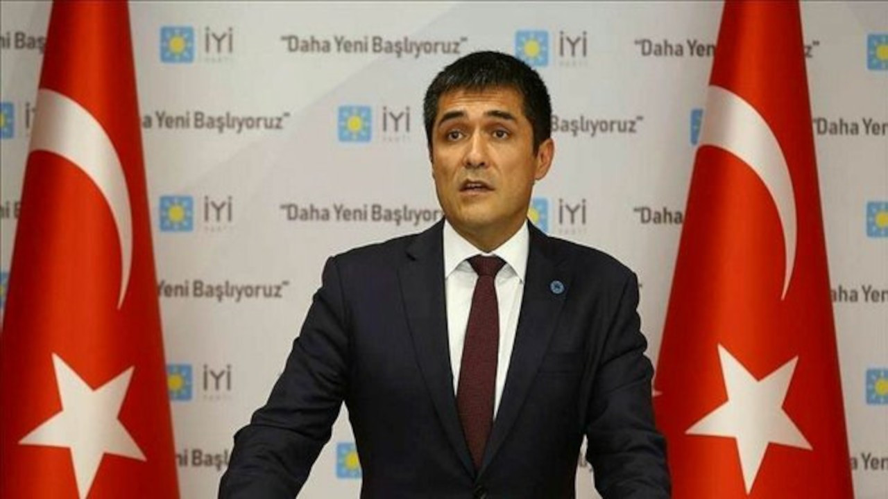 İstanbul’da İYİ Parti Genel Başkanı Buğra Kafuncu’ya saldıran bir Türk’e sadece 1500 lira para cezası verildi.