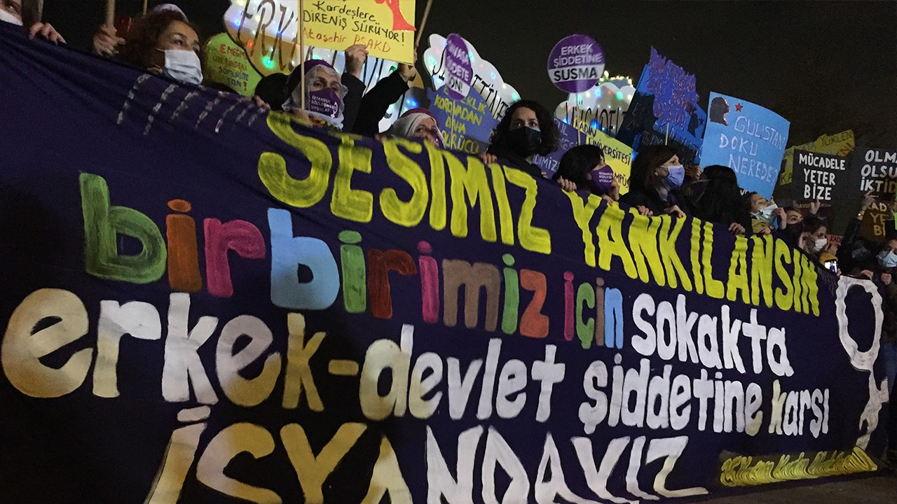 Women mark Int'l Day for Elimination of Violence Against Women by protesting patriarchy, impunity, injustice in Turkey