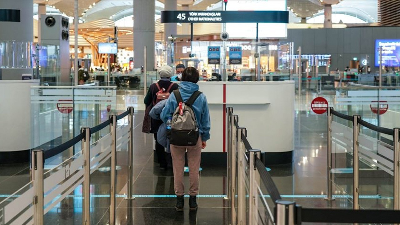 Istanbul Airport ranks busiest in Europe as COVID-19 numbers in Turkey surge to record levels