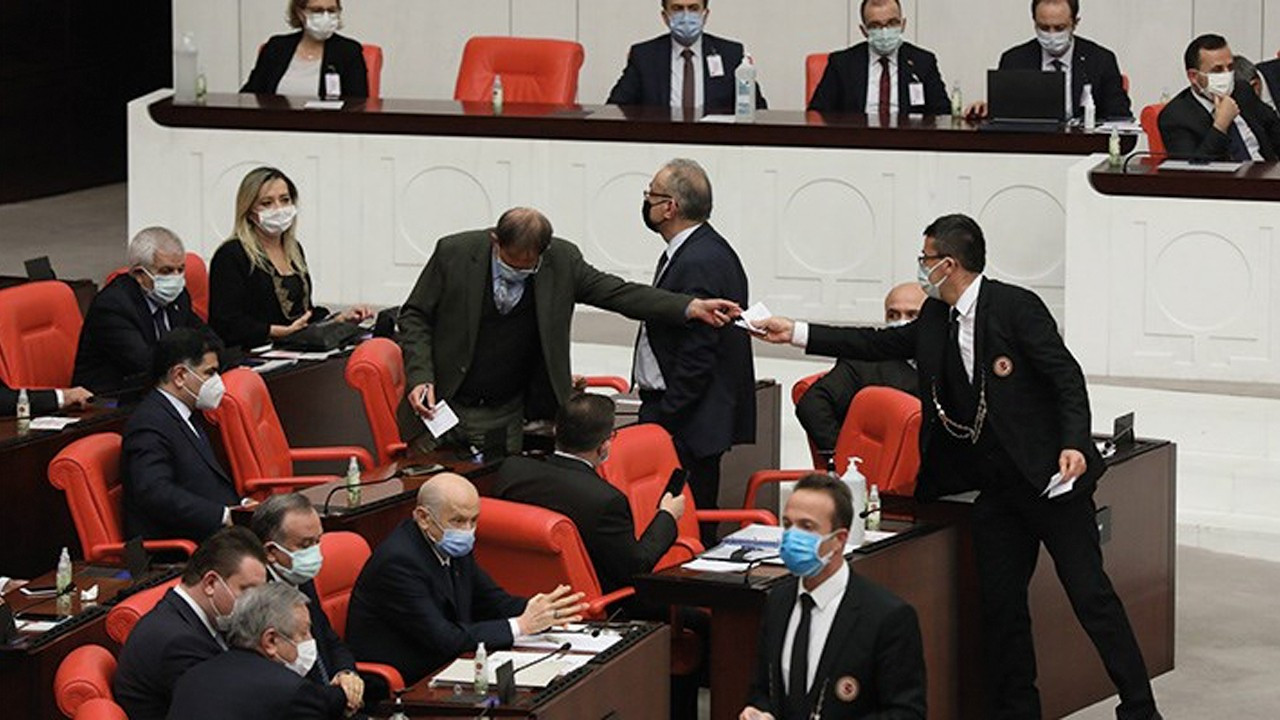 Turkish parliament speaker has 53 advisors, CHP lawmaker reveals
