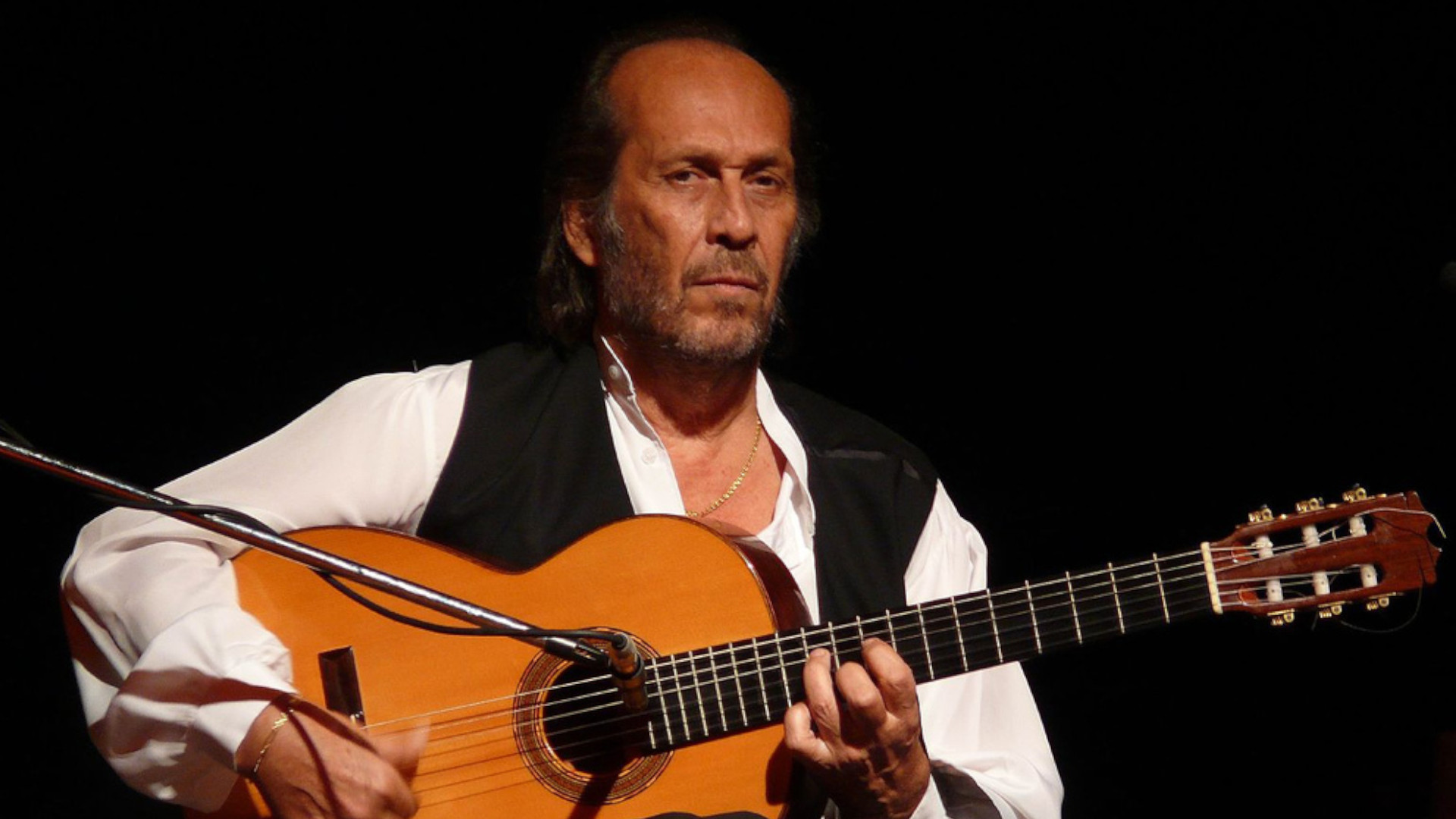 From Andalusia to the shores of the Bosphorus: Paco de Lucia’s influence on Turkish music