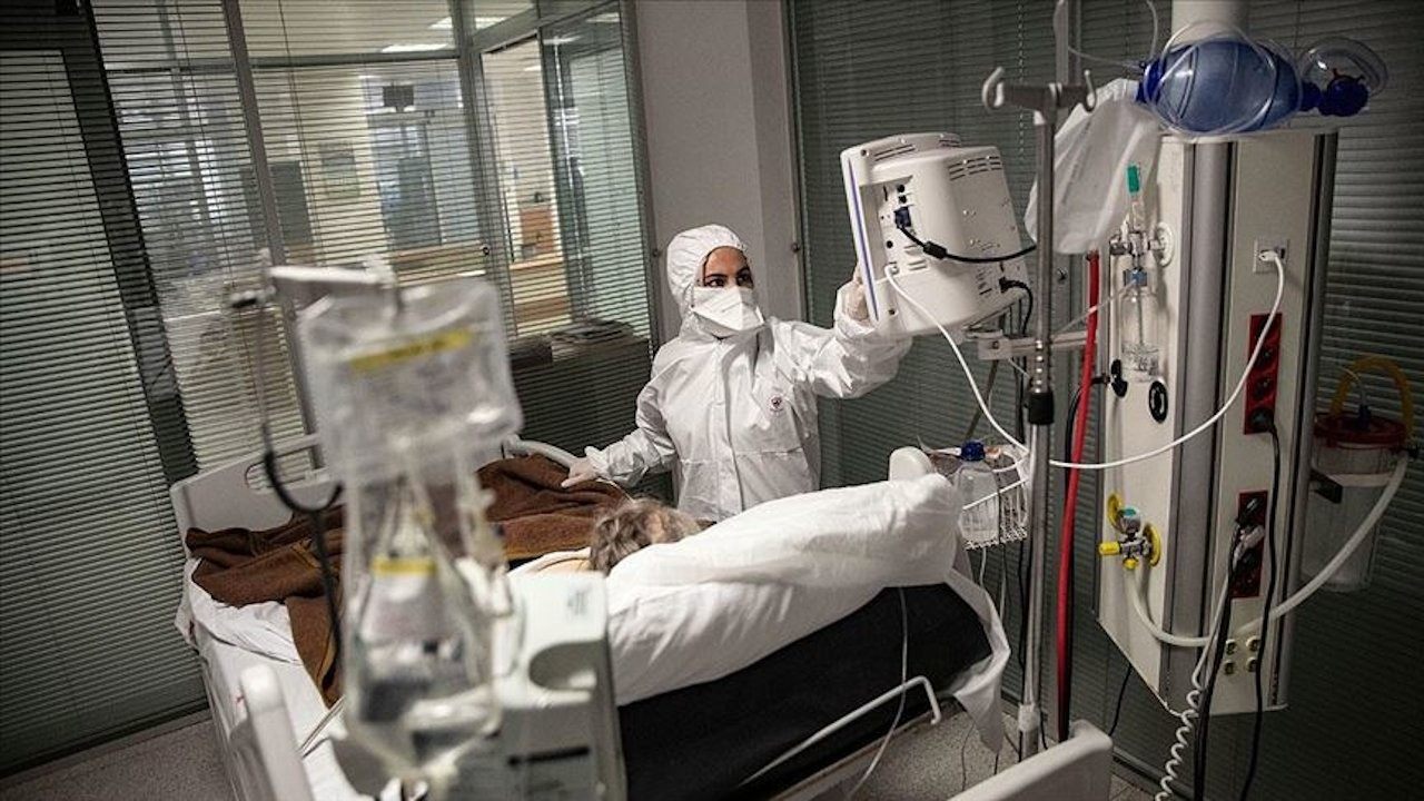 40-hour shifts and a loaf of bread: Turkish doctors hit hard economically amid pandemic