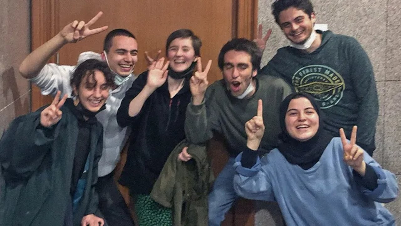 Court frees all Boğaziçi University students detained during protests