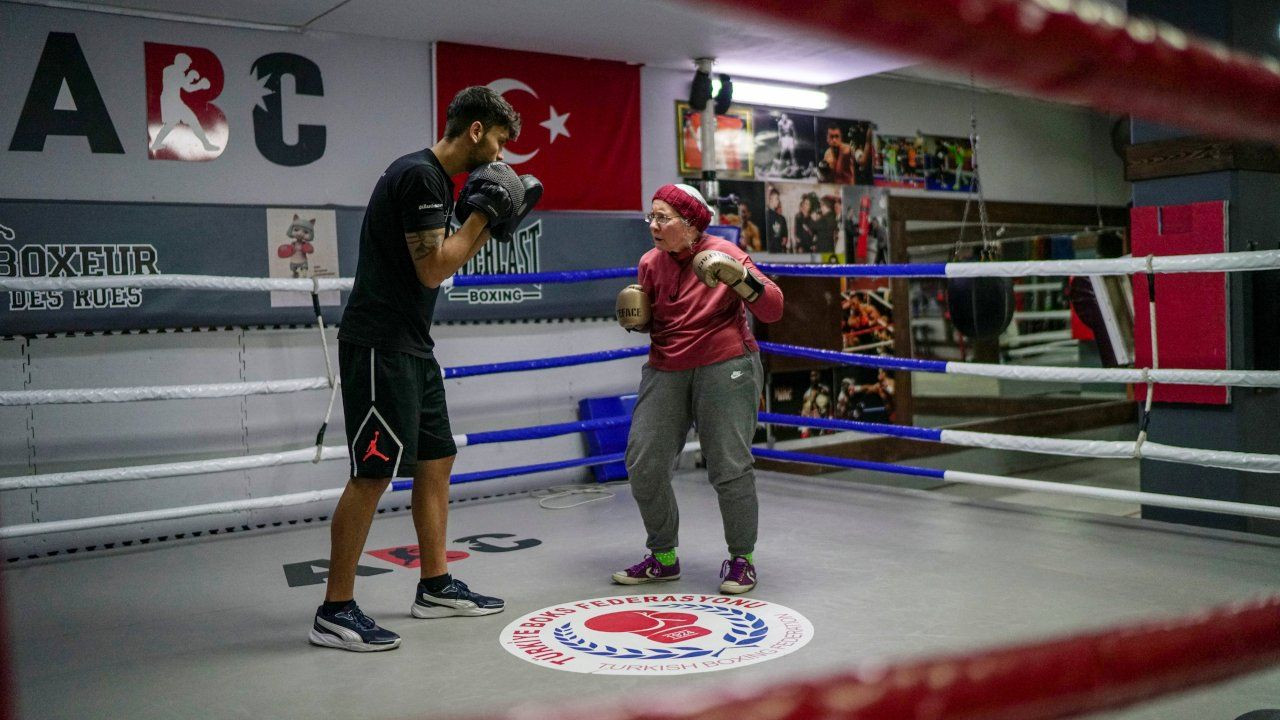Punching against Parkinson's, elderly Belgian boxer fights for her health in Turkey - Page 3