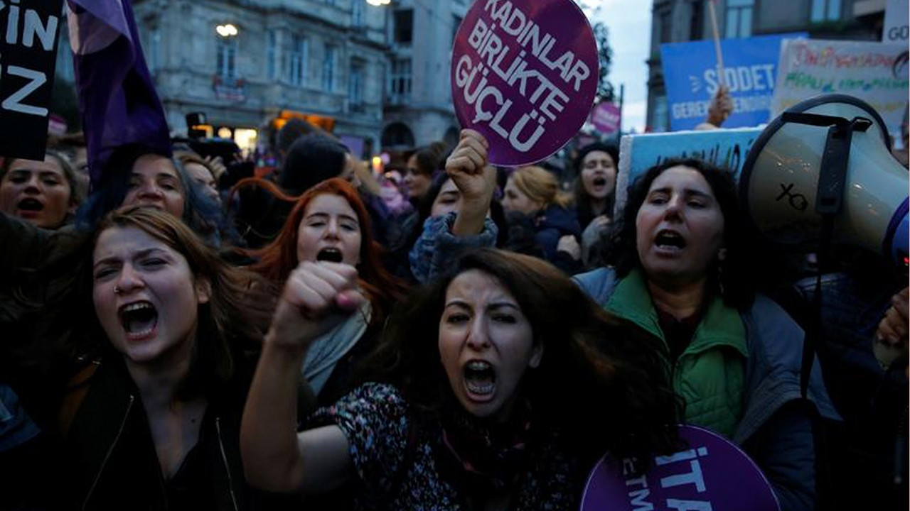 Turkish state agency cancels student's loan for attending Women's Day march