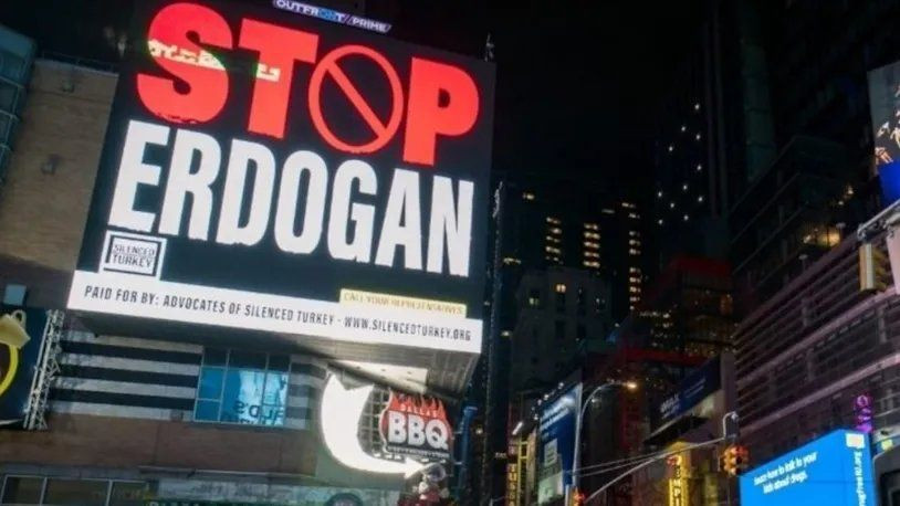 Times Square becomes scene of propaganda war between Turkey, Gülenists - Page 4