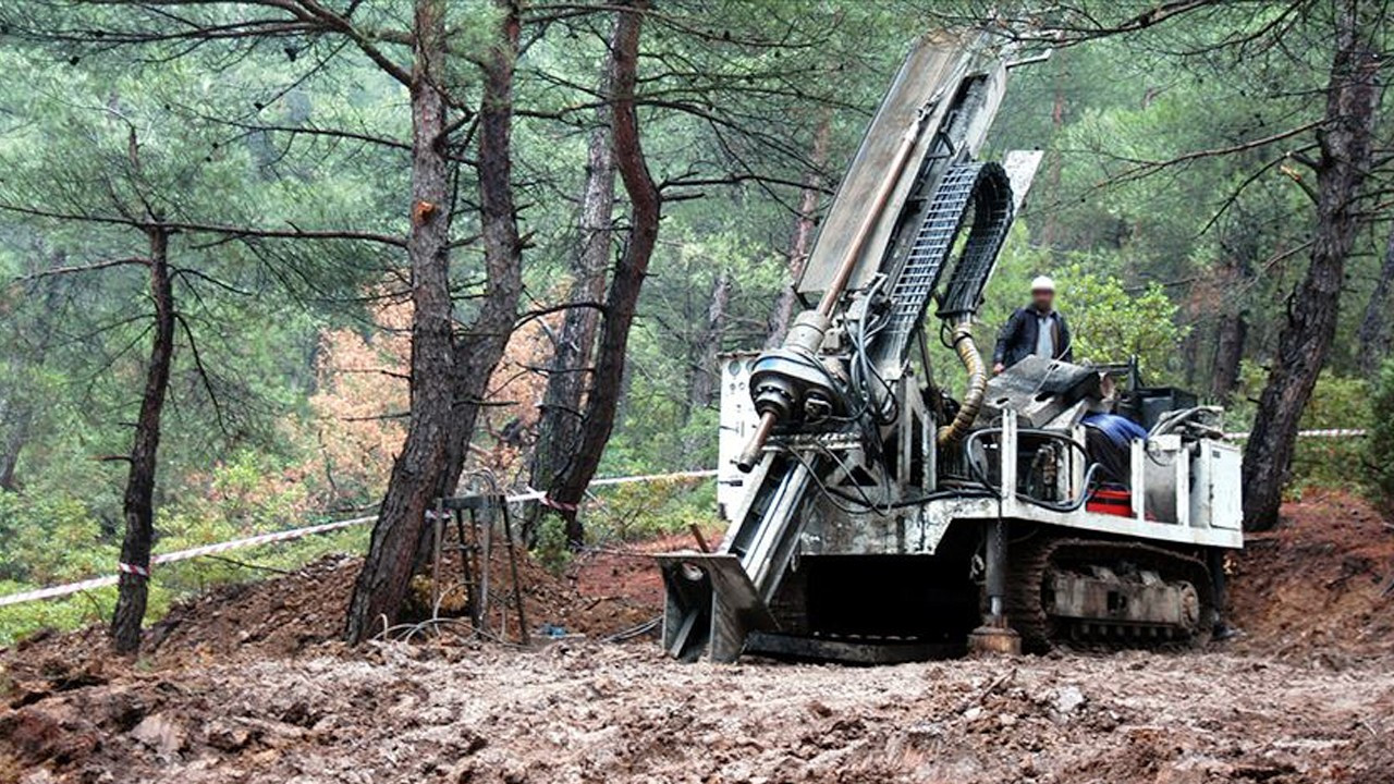 Mining firm 'won't leave Kaz Mountains' despite lacking license