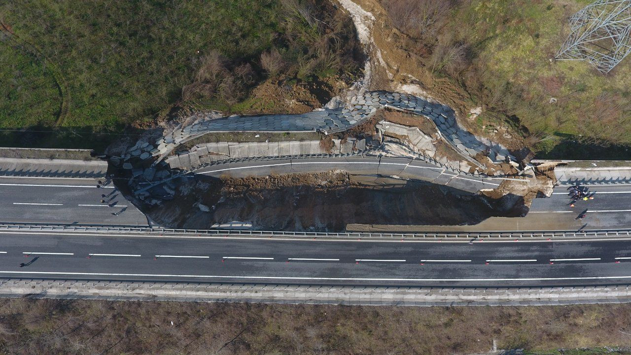 Road constructed by Turkish pro-gov't company collapses 9 years after completion - Page 1