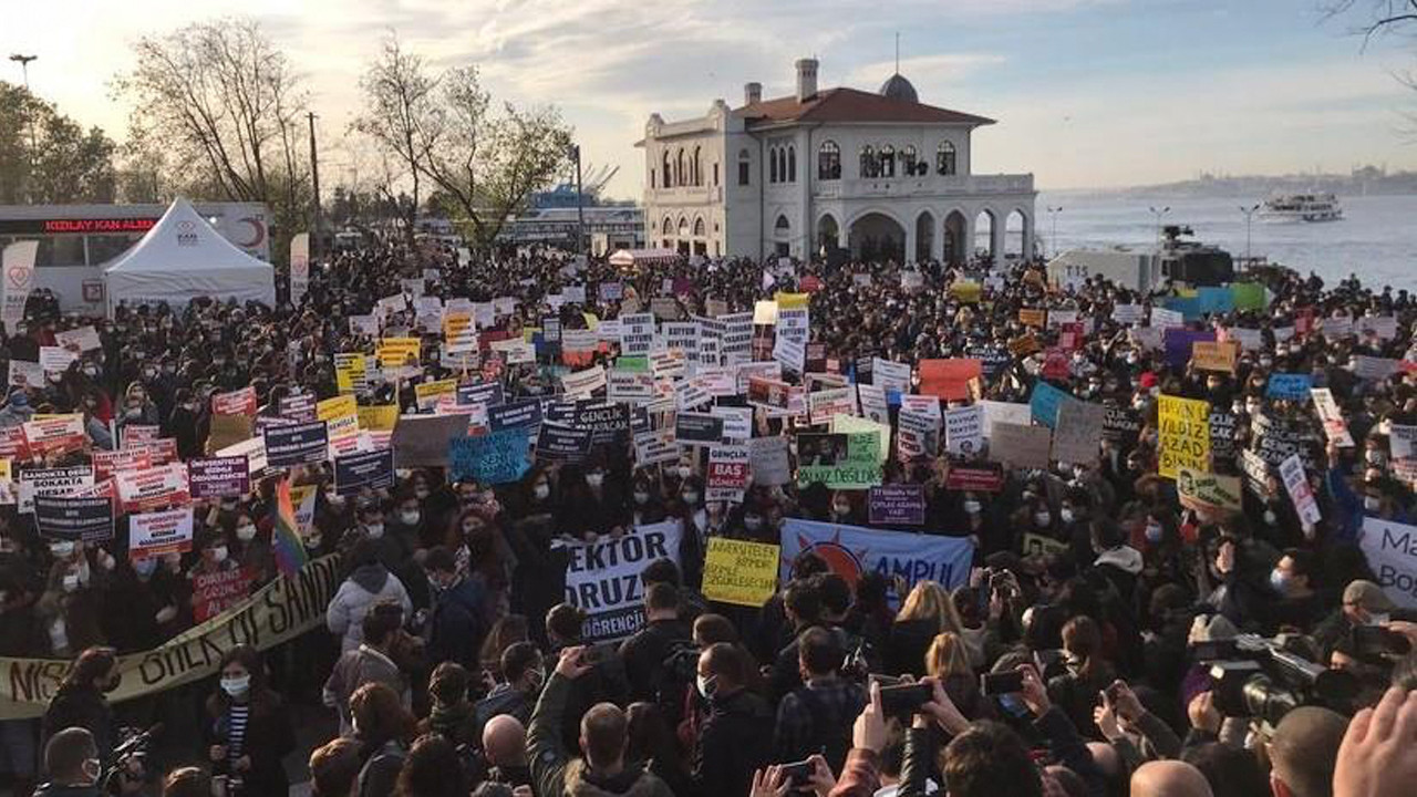 Istanbul district governor bans demonstrations to block Boğaziçi University protests