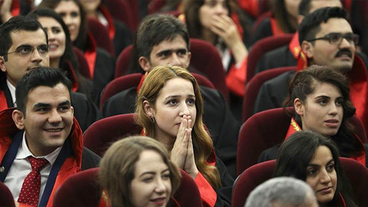 Turkish judge warns prosecutors against 'female gift of influence'