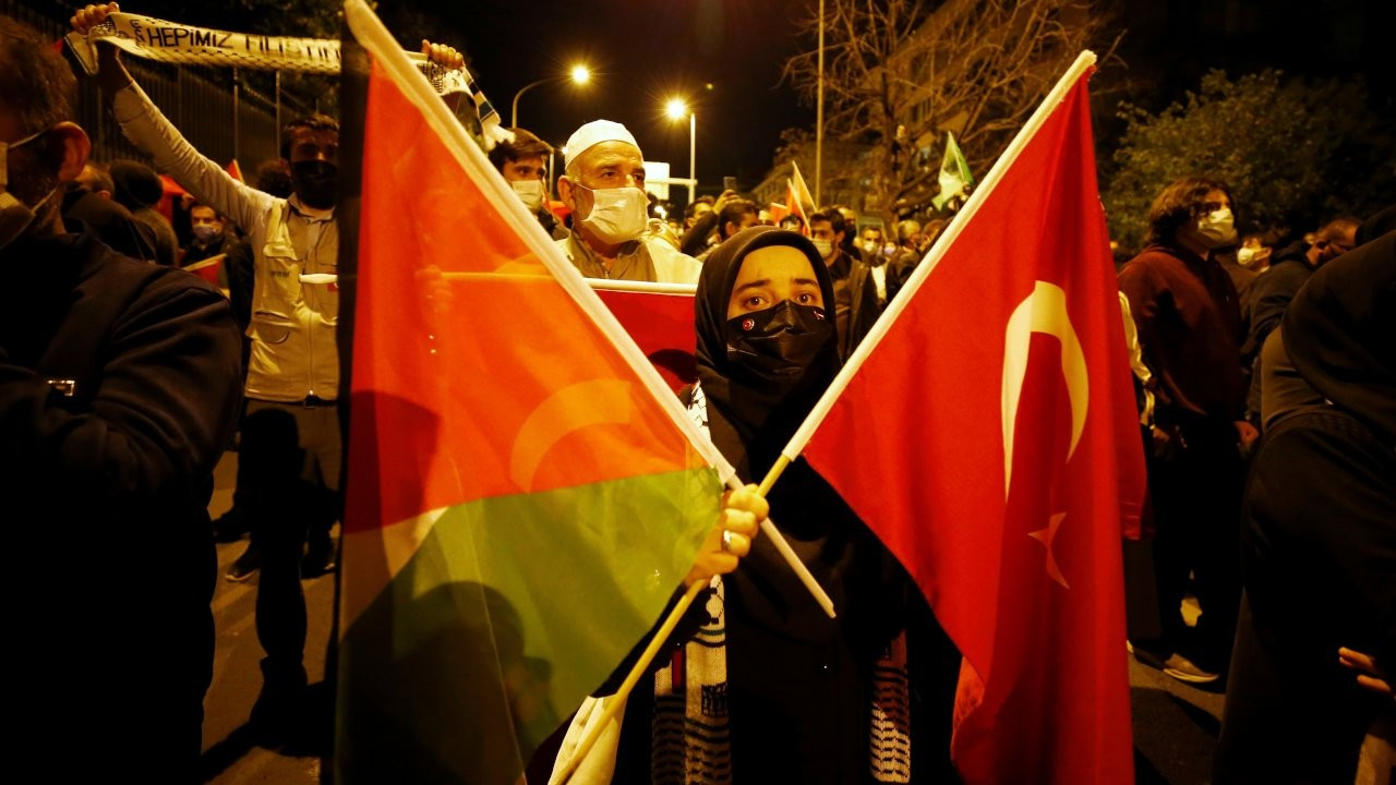 Thousands of Turks protest Israel after Gaza, Al-Aqsa attacks