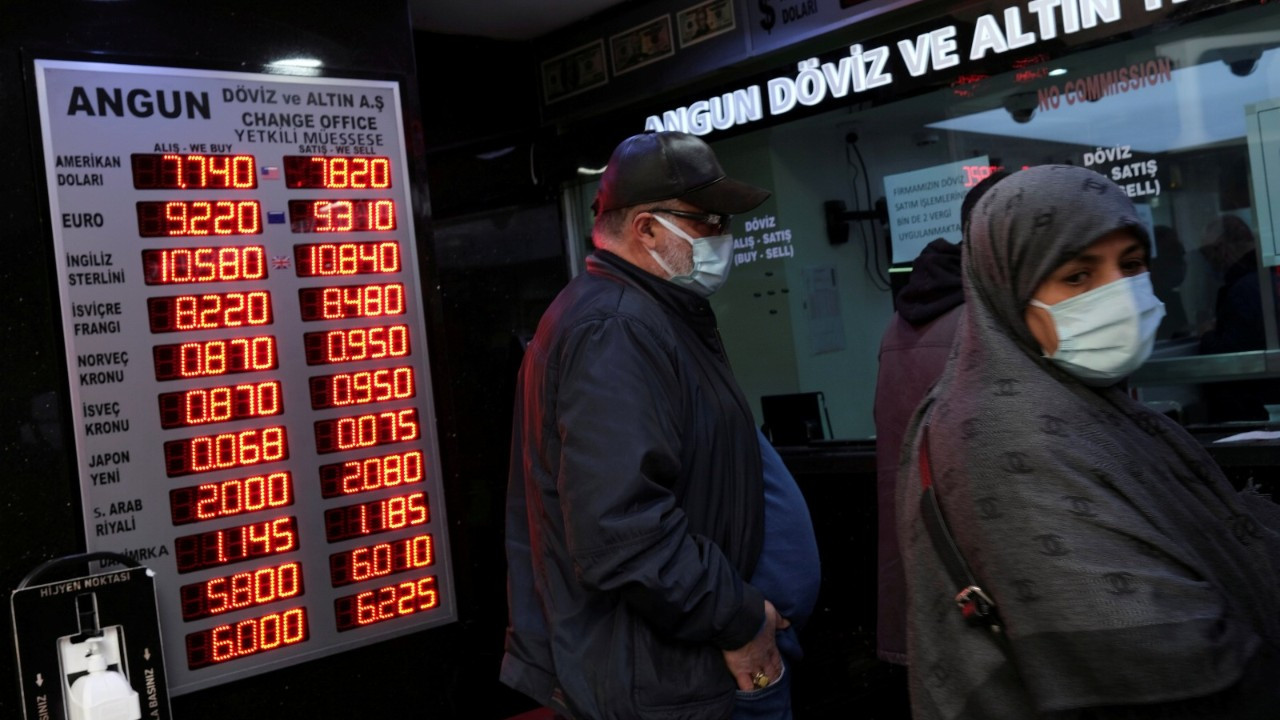 Turkish lira hits record lows after Erdoğan reiterates call for interest rate cuts