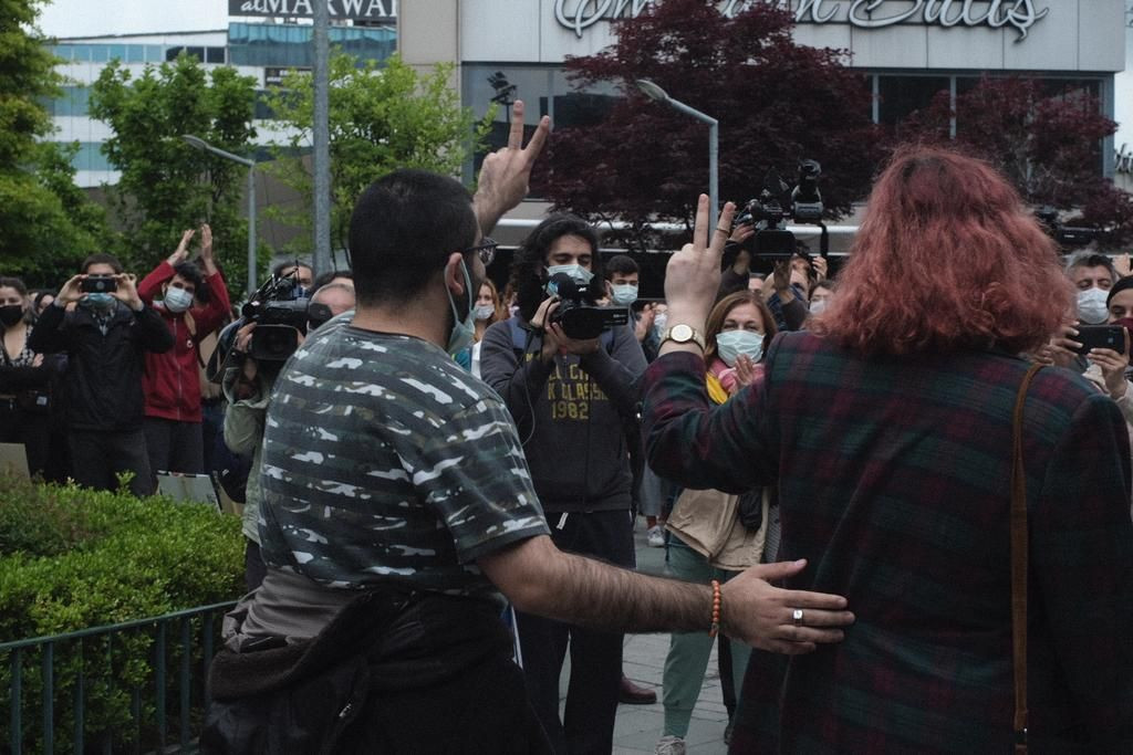 Boğaziçi students gather at courthouse: You can't try the rainbow! - Page 5