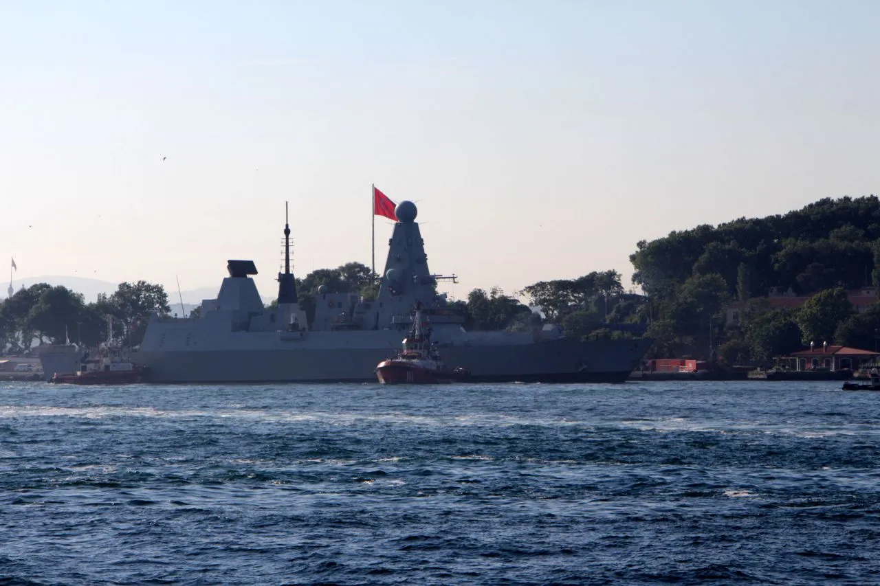 British warship docks at Istanbul