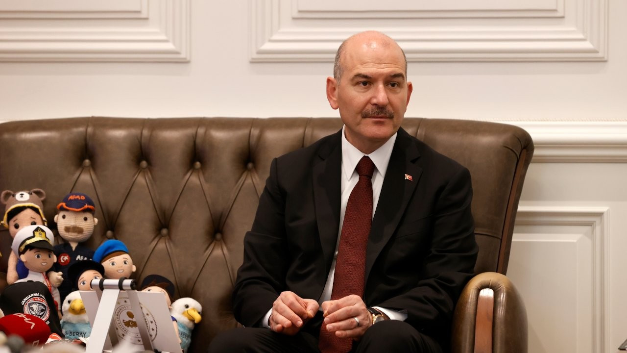 Soylu gives name of politician on Turkish mafia leader's payroll to prosecutors