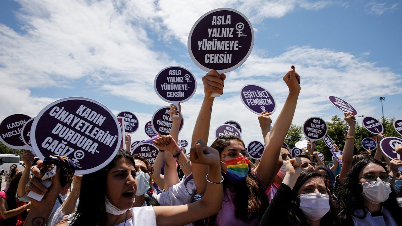 Thousands of women rally to say they won't abandon Istanbul Convention - Page 3