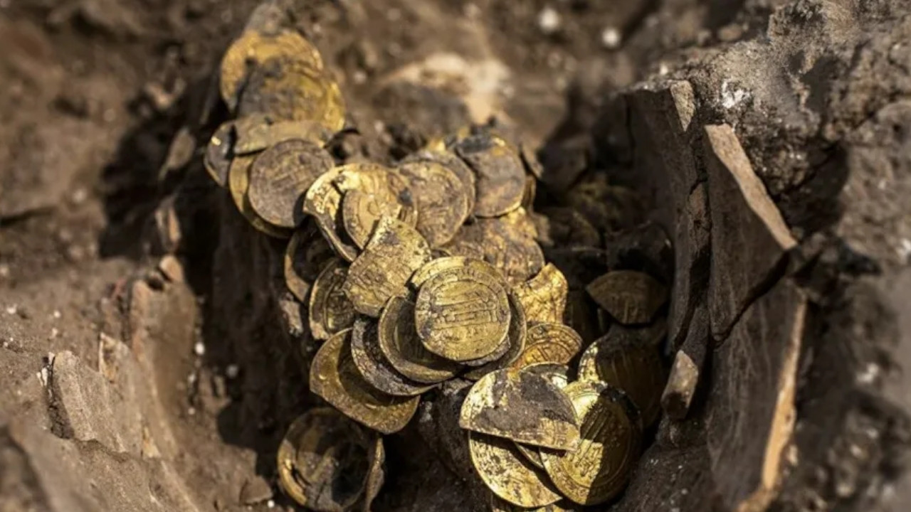 Ancient gold coins worth 10 million liras missing from Batman Museum