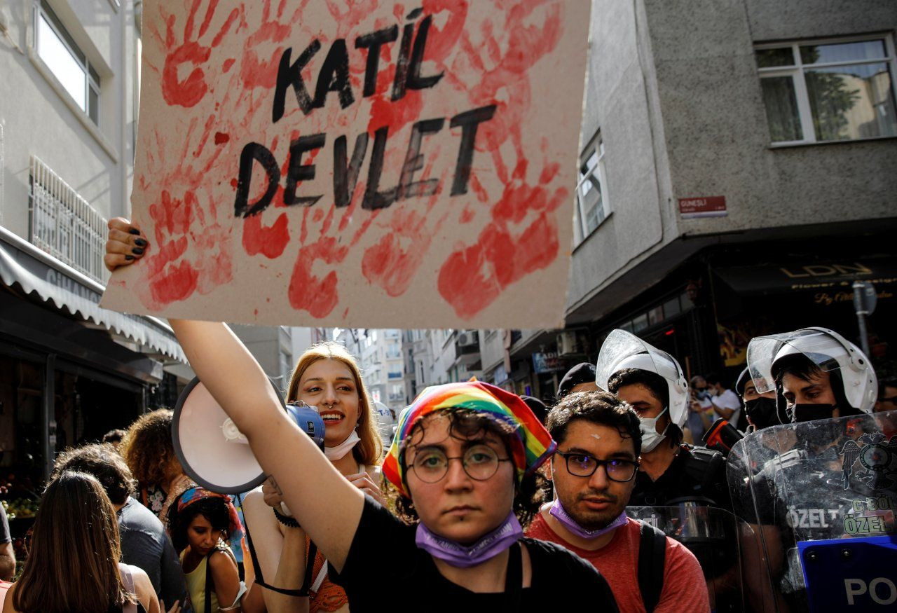 Turkish police brutally disperse Pride march in Istanbul - Page 5