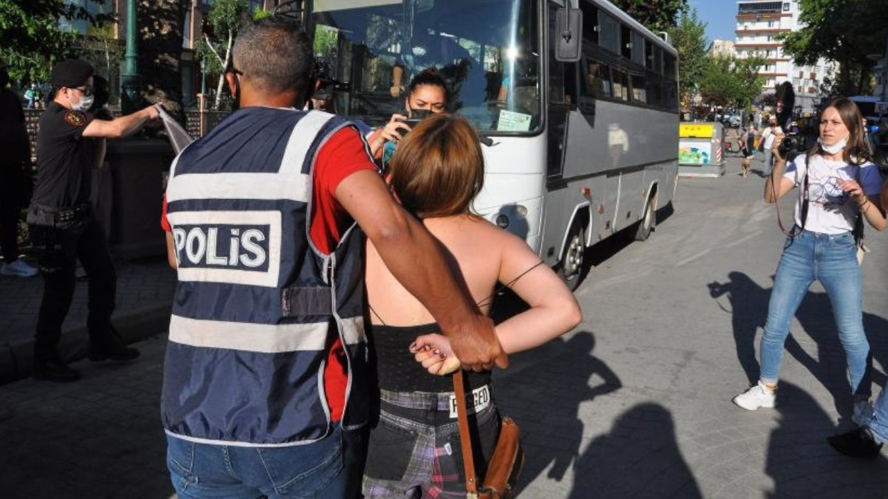 Turkish police attack Eskişehir's first planned Pride march, detain 20
