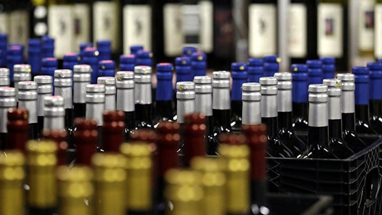 Bootleg alcohol claims 12 lives within 10 days in Turkey amid soaring liquor prices