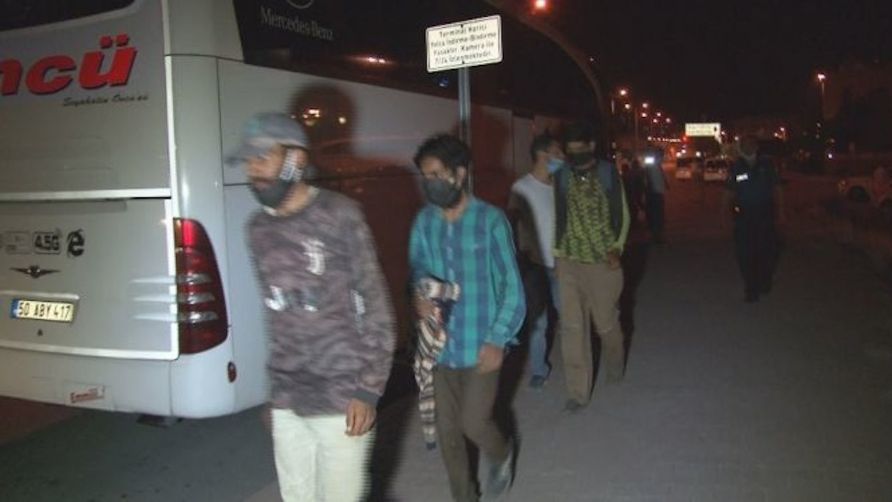 Turkish police detain 12 Pakistani refugees claiming to be Afghans