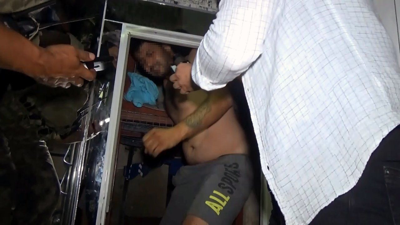 Police save men held in cages by gang in Turkey's south - Page 5