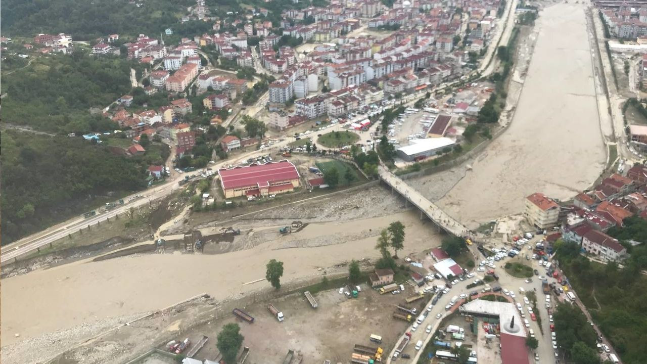 Pictures show devastation after flash floods in northern Turkey - Page 1