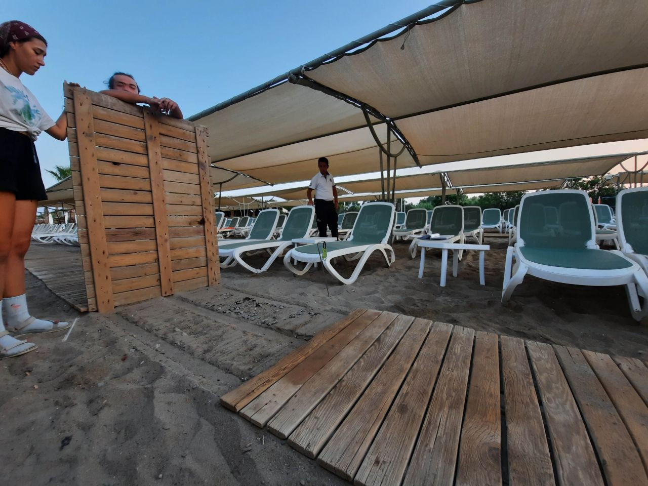 Wooden walkway built by five-star hotel kills caretta caretta babies in Antalya - Page 5