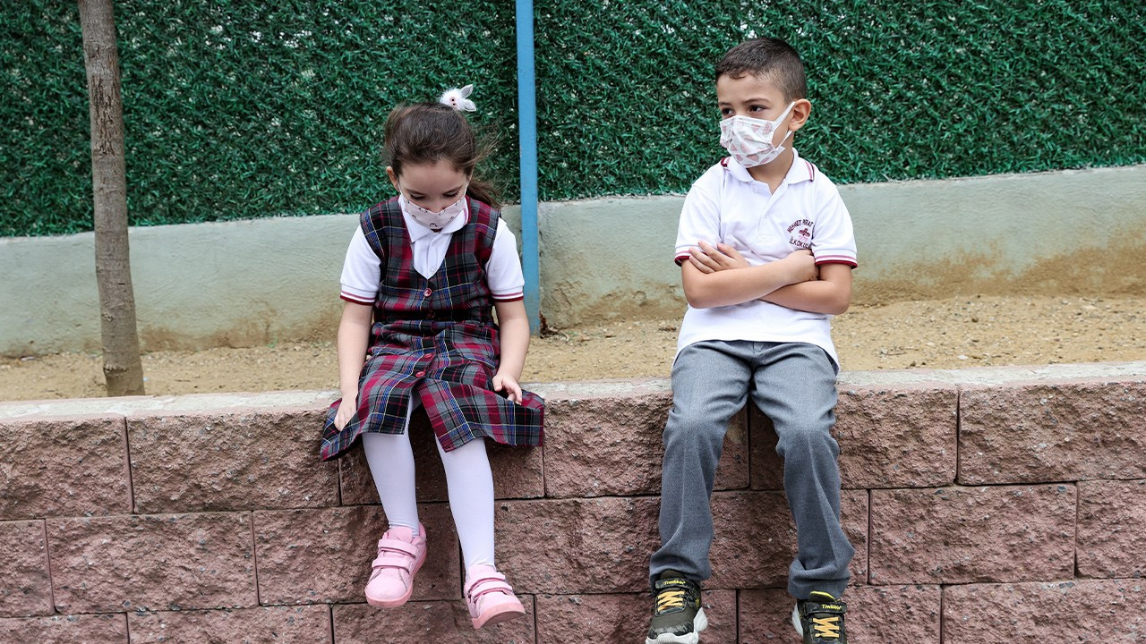 Turkish schools start classes with vaccine or test mandate for teachers