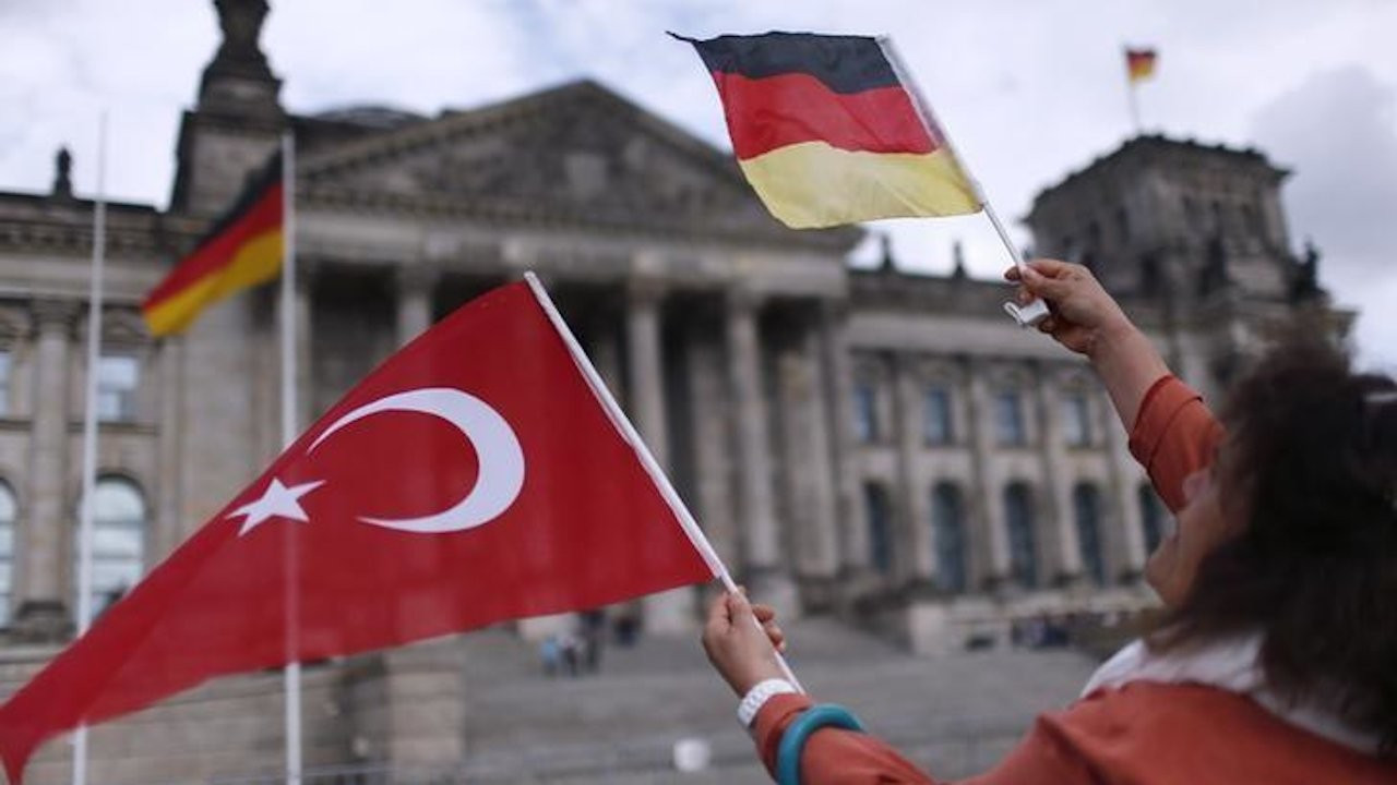 Germany says it has not received official expulsion order from Turkey