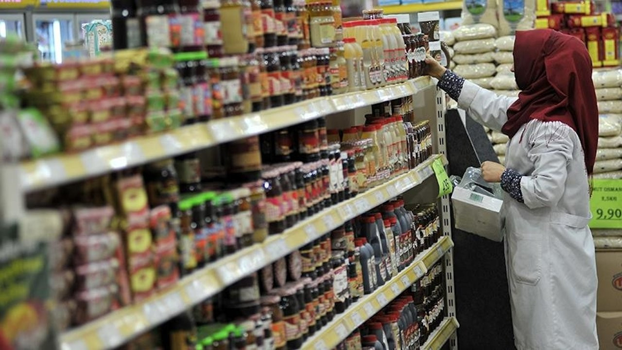 Turkey's competition watchdog fines 5 supermarket chains over price gouging