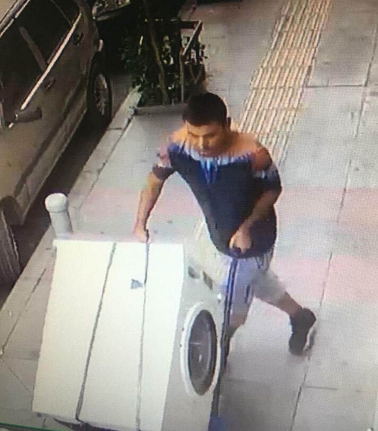 Turkish man who robbed the same shop four times mistaken for an employee - Page 2