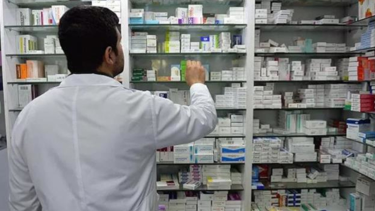Pharmacists say without action, drug crisis impending in Turkey
