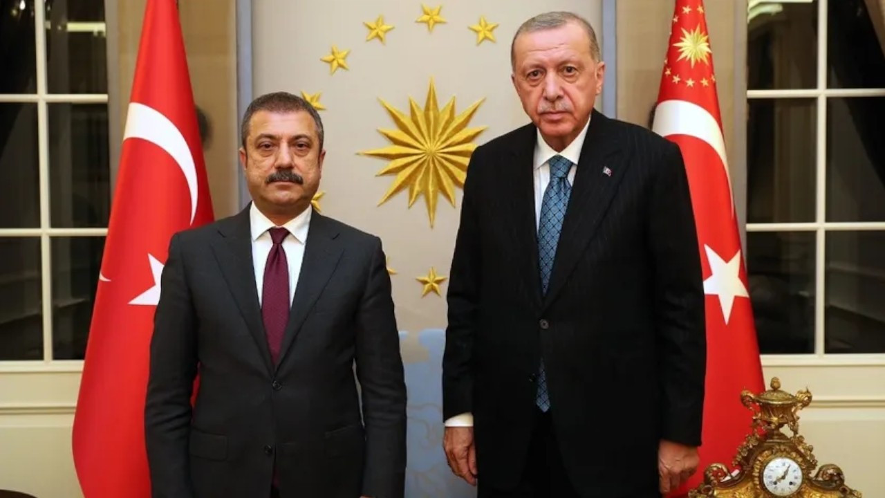Erdoğan meets with Central Bank governor amid lira meltdown