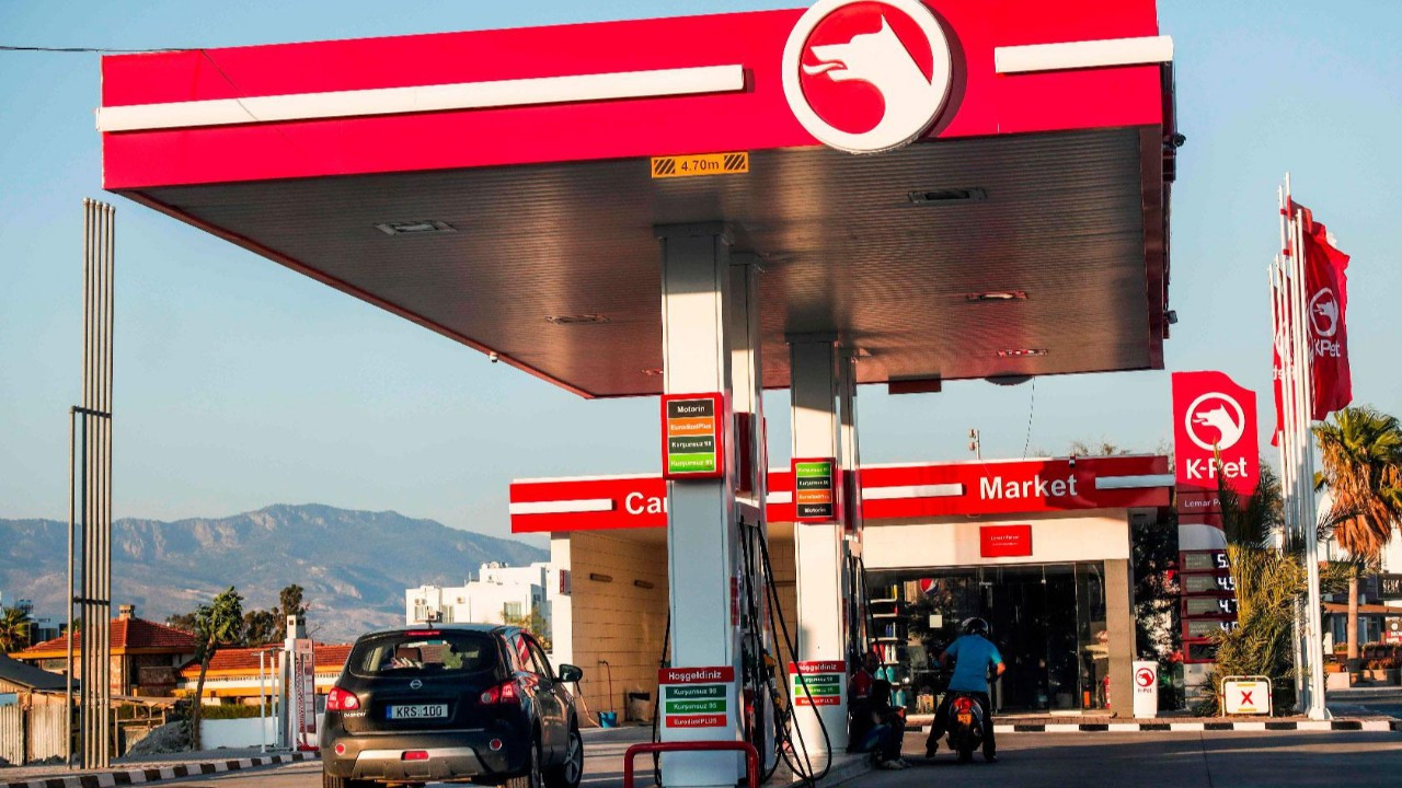 Lira's steep depreciation triggers fuel crisis in Northern Cyprus