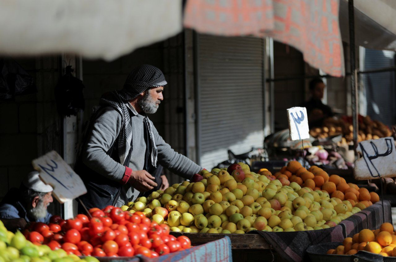 Turkish lira slump hits displaced families in Syria's northwest - Page 2