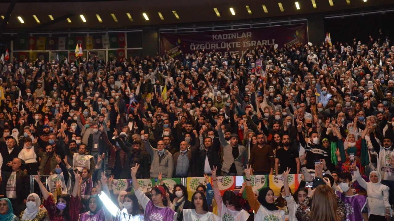 Police files complaint against HDP congress over PKK, Öcalan slogans