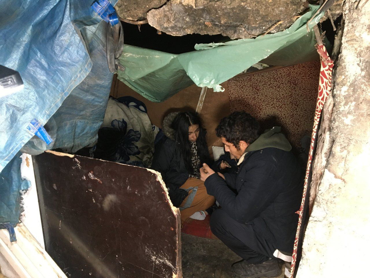 Turkish family living in a hole expects help - Page 1