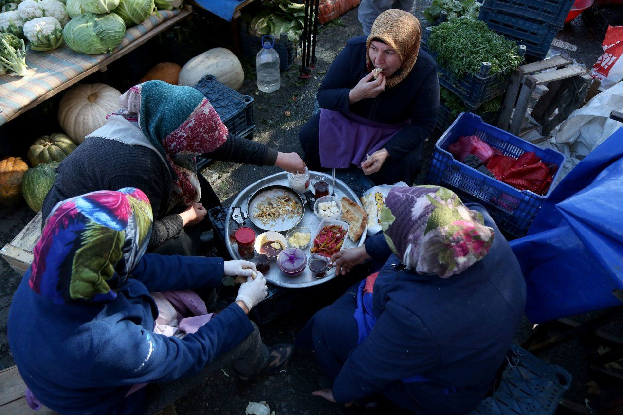 Turkish market for at-risk women at standstill after lira crash - Page 3