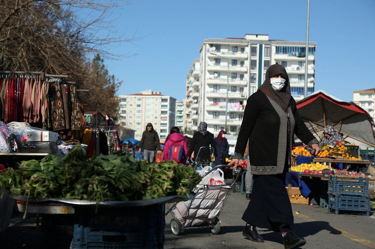 Turkish market for at-risk women at standstill after lira crash - Page 5