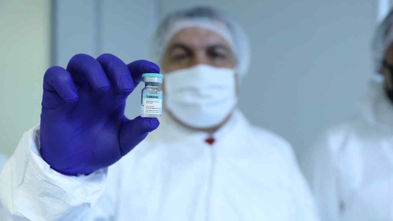 Turkey's top medical association asks gov't to share scientific reports on locally-made vaccine