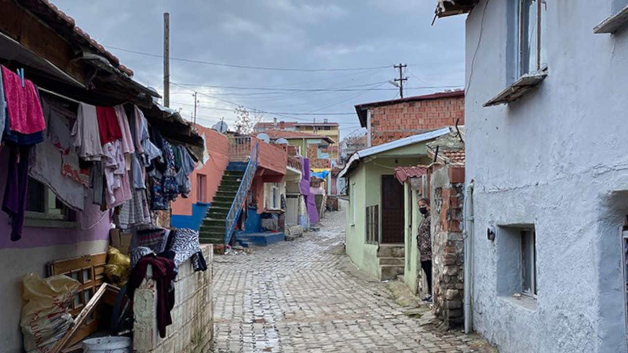 Roma in Turkey suffer from lack of work, hunger, and extreme poverty, study shows