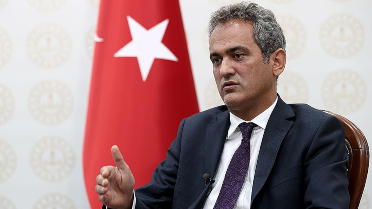 Turkish minister defends teachers’ recruitment, says John Nash couldn't have been teacher