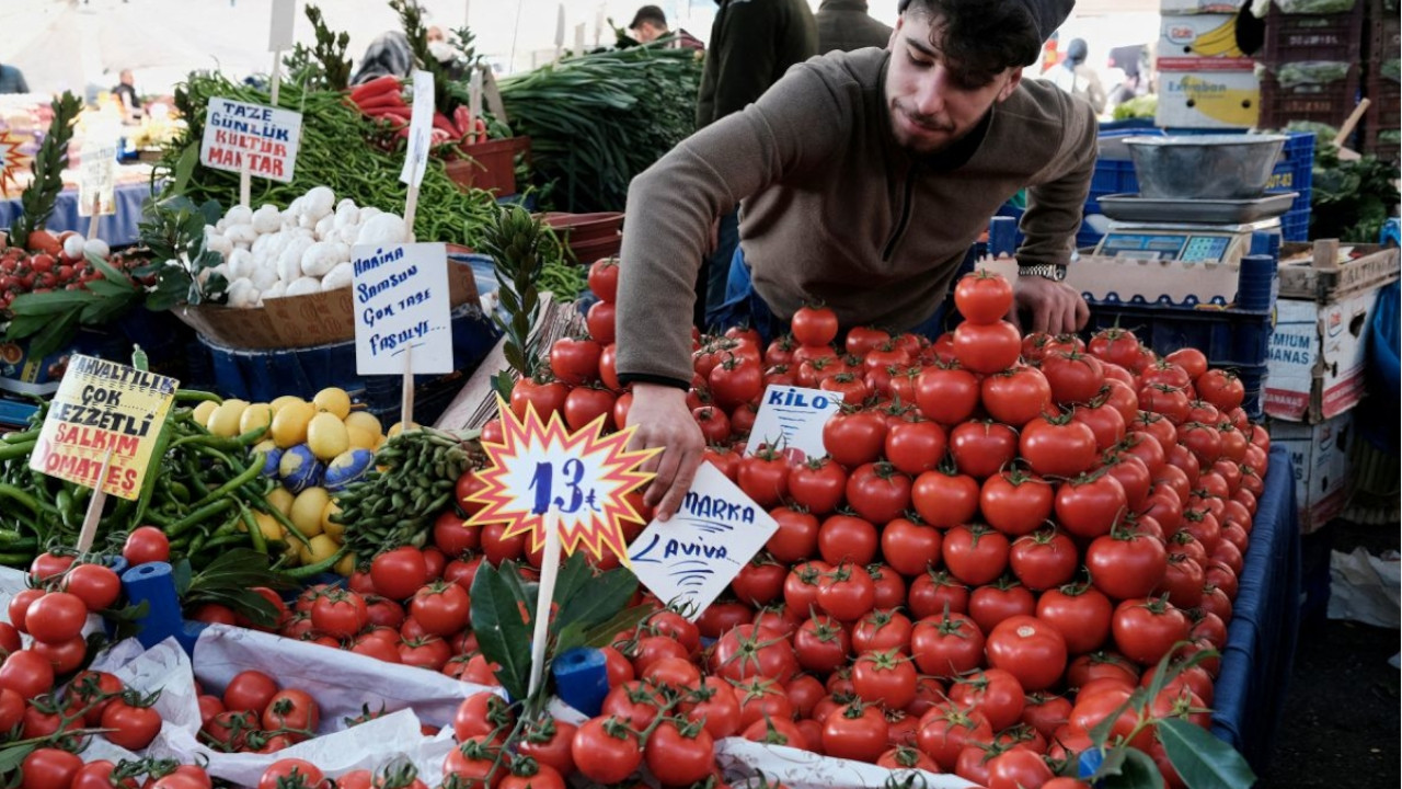 Turkey reports annual inflation of 49 percent, highest in two decades