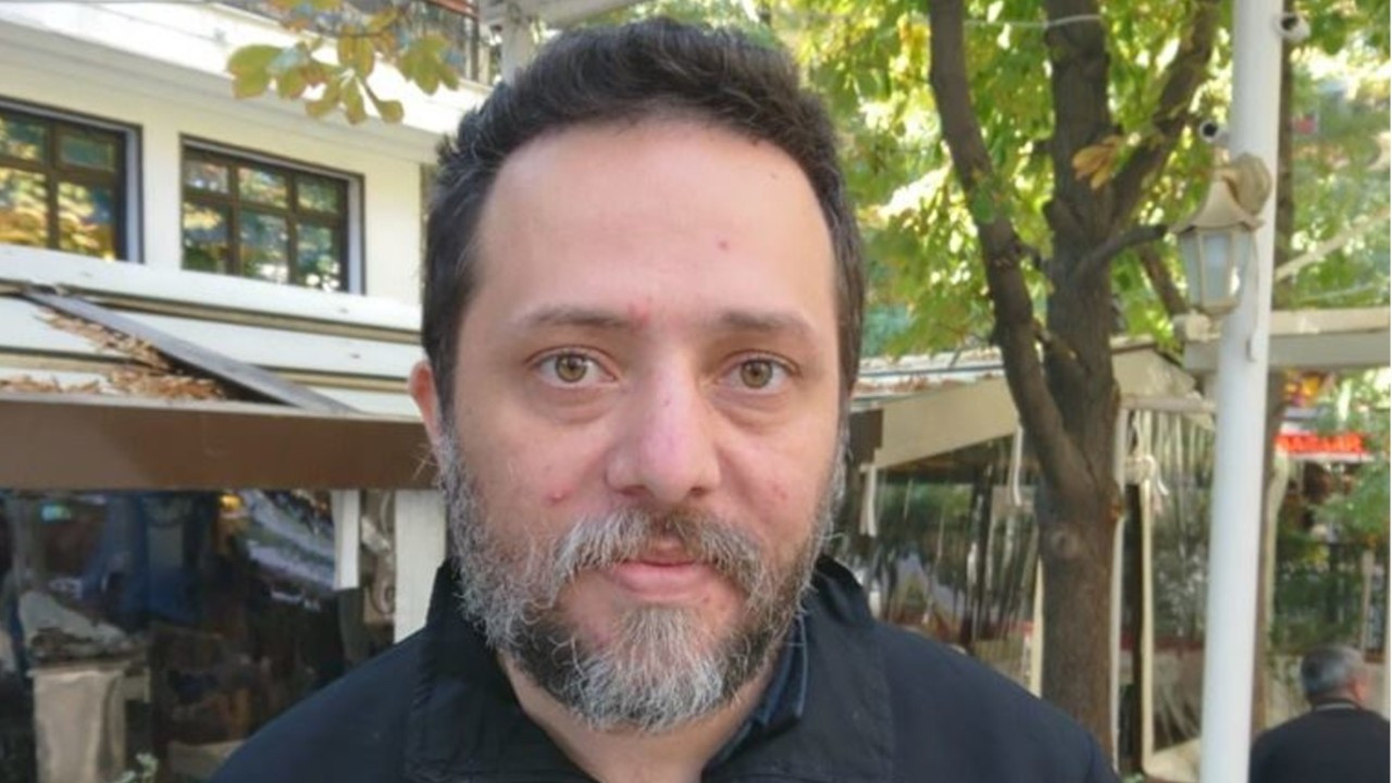 Turkish court acquits academician Cenk Yiğiter sued for calling dean 'cappuccino'