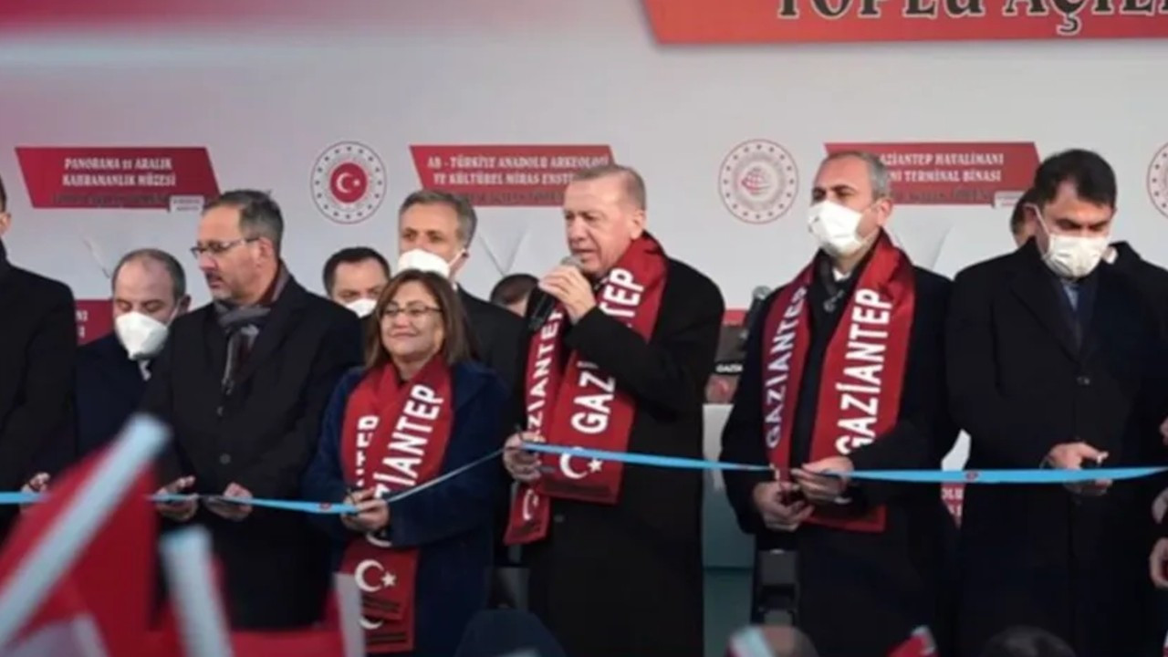 Thinking mic is turned off, mayor complains about rector to Erdoğan