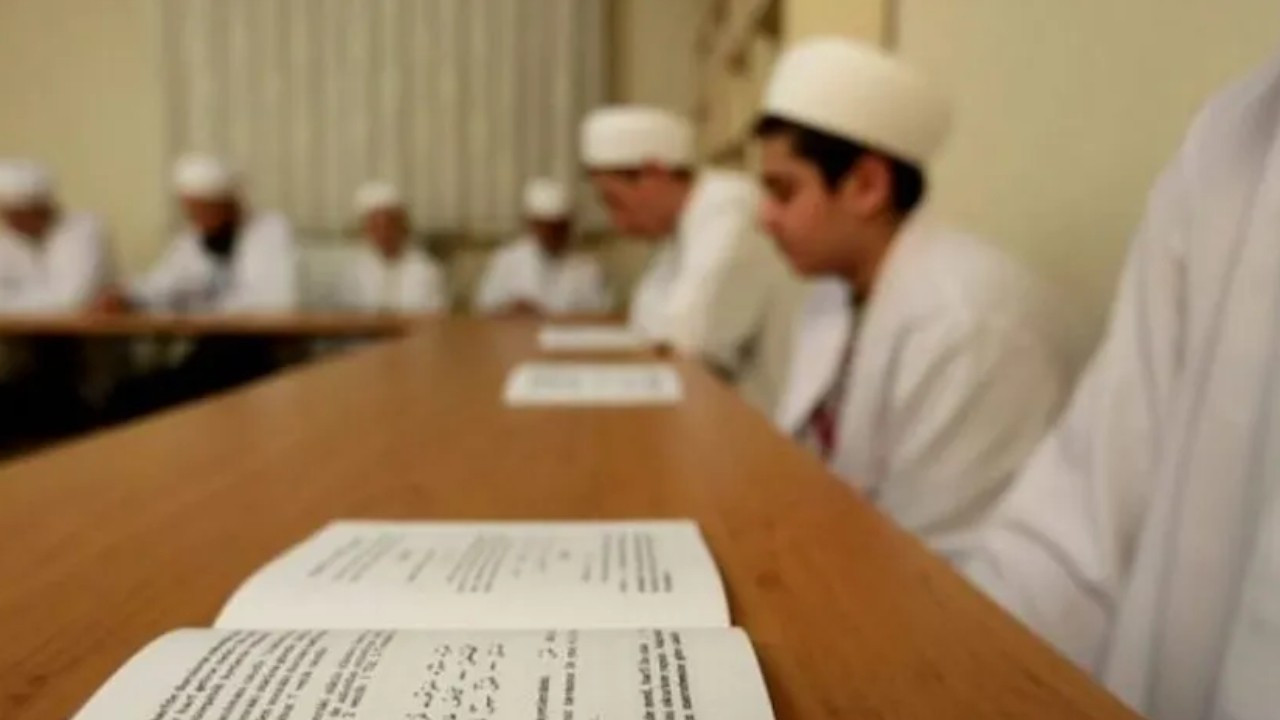 Turkey's top religious body collects 2.77 million liras for Quran memorization courses