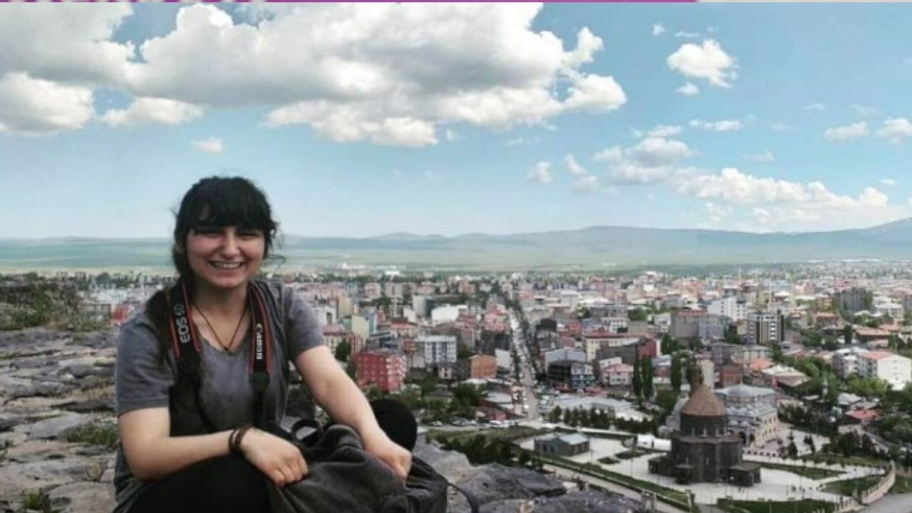 Four days into detention, charges against detained journalist Zeynep Durgut not announced