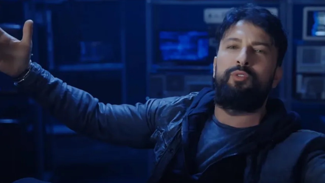 Megastar Tarkan takes Turkey by storm with new hopeful song for future