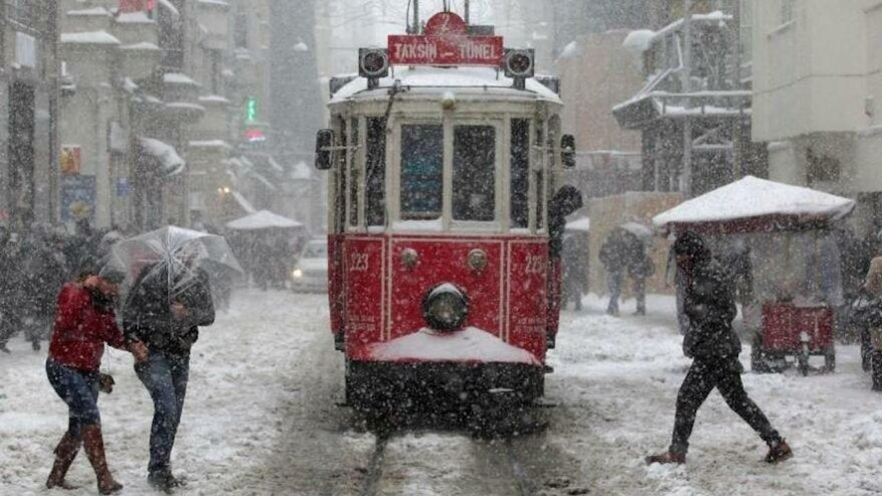 Schools, universities closed in Istanbul until next week due to expected heavy snowfall